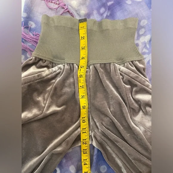 Skaist Taylor Gray Velour Wide-Leg Pants with Foldable Ribbed small - Picture 6 of 7